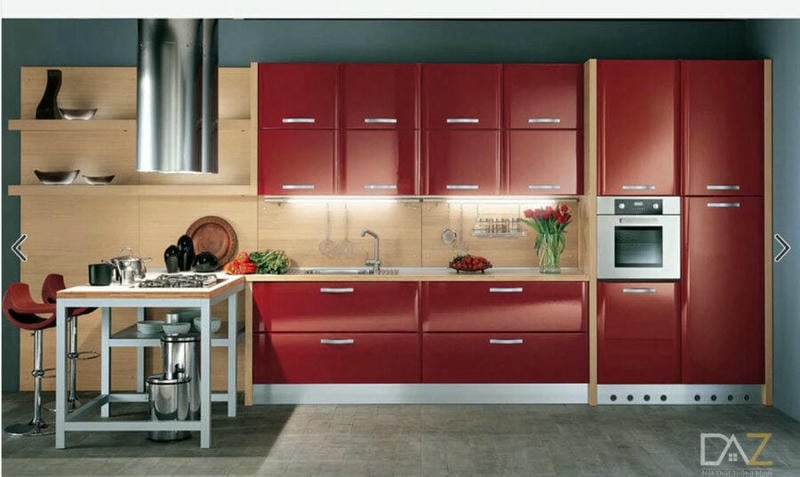 Tủ bếp acrylic đỏ kết hợp thùng vân gỗ