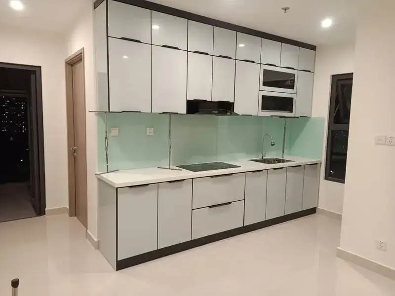 Những lưu ý khi lựa chọn đơn vị lắp đặt tủ bếp chữ I