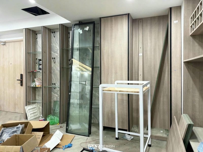 Xưởng trực tiếp giúp kiểm soát chất lượng gia công, sai số lắp đặt, tiến độ